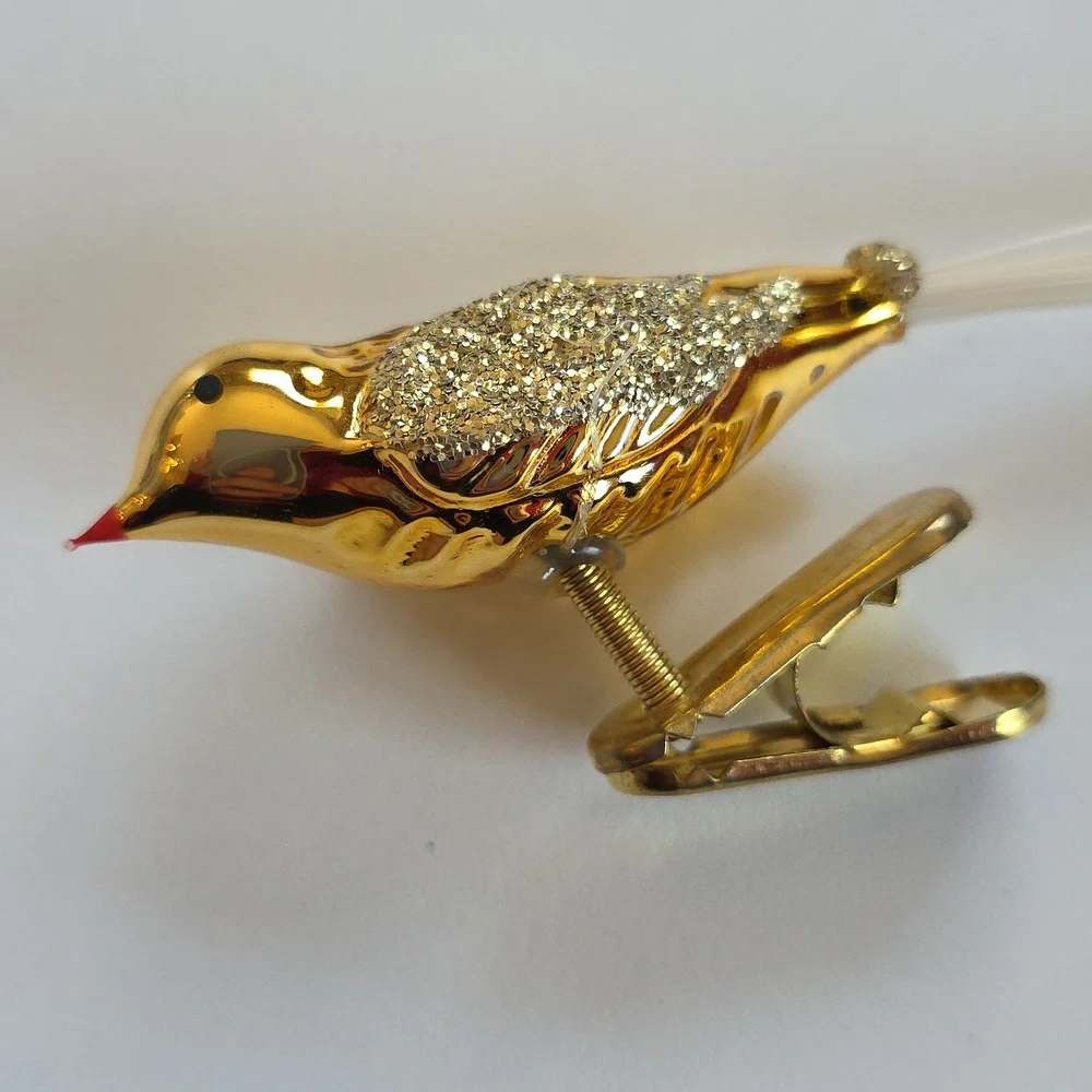 Vintage Elegant Gold Bird Ornaments